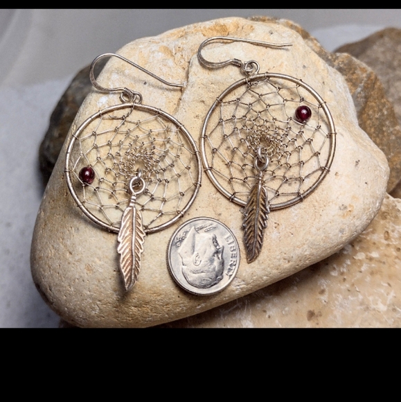 Vintage Native Southwestern Rhodolite Garnet Dreamcatcher Earrings - Picture 3 of 9
